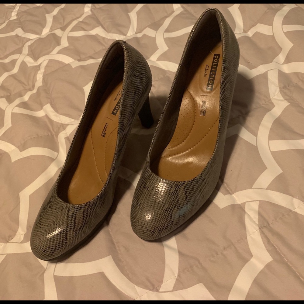 Clark’s faux snake skin heels, size 11